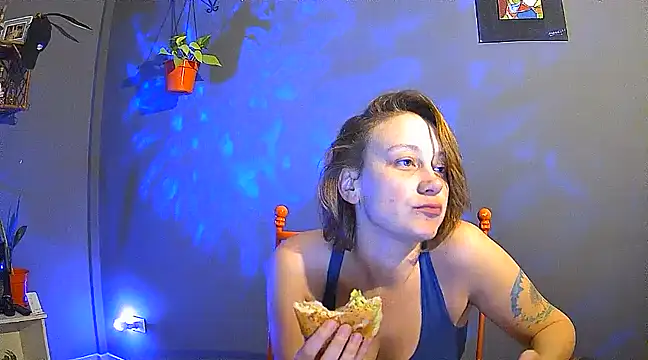 Snapshot of stupid_babybird chatting on March 2025 05:21:02 AM stupid babybird online show from March 2025 05:21:02 AM