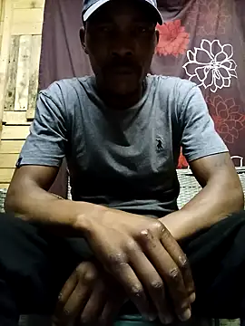Snapshot of Ngamla123 chatting on September 2025 04:47:01 PM Ngamla123 online show from September 2025 04:47:01 PM