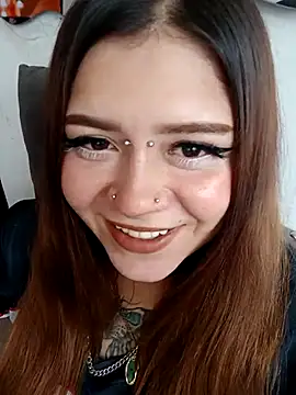 Snapshot of sara_winehouse1 chatting on November 2025 07:58:01 PM sara winehouse1 online show from November 2025 07:58:01 PM