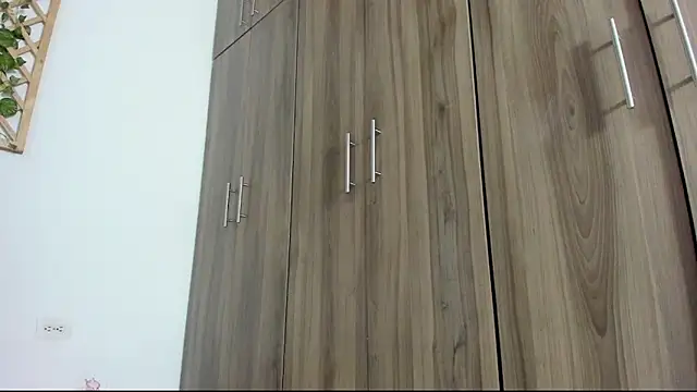 isa loves cum online show from March 2025 06:39:02 PM