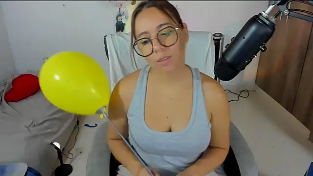 isa loves cum online show from March 2026 05:47:02 PM