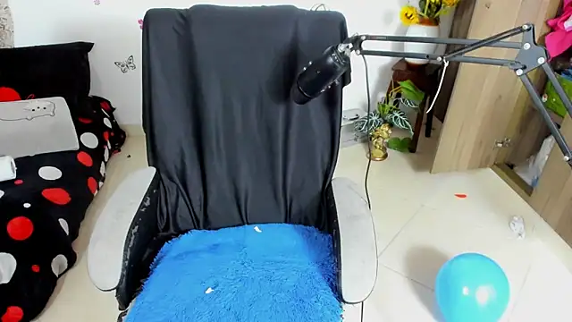 isa loves cum online show from May 2026 10:52:03 PM
