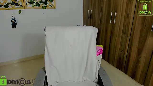 isa loves cum online show from March 2026 11:23:02 PM