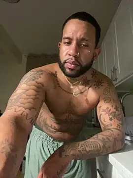 MilkyMontana online show from May 2026 01:12:01 AM
