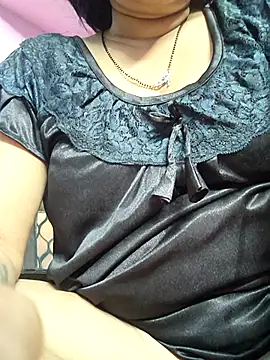 Ritasingh-0461 online show from October 2025 11:28:02 PM