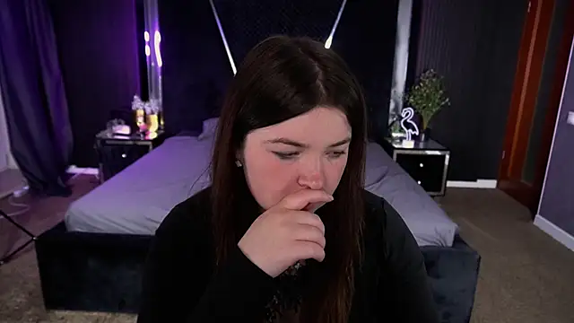 RosieMoons online show from September 2025 07:27:01 PM