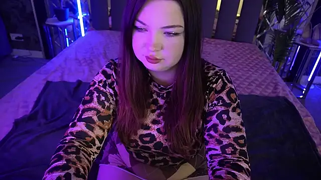 RosieMoons online show from November 2025 08:34:01 PM