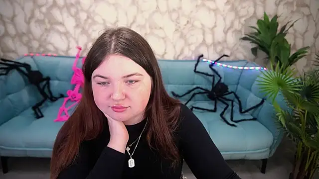 RosieMoons online show from October 2025 07:24:01 PM