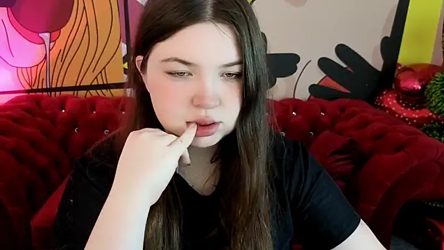 RosieMoons online show from April 2026 07:40:02 PM