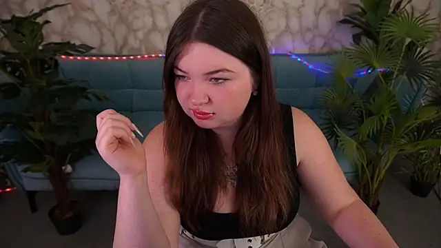 RosieMoons online show from October 2025 07:37:02 PM