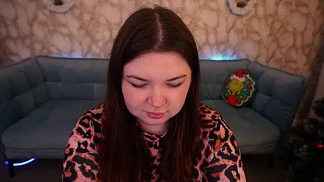 RosieMoons online show from December 2025 08:35:02 PM