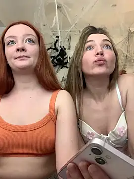 Radiants two online show from November 2025 03:50:02 PM