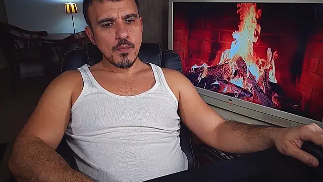 officeman7 online show from January 2025 04:24:01 PM