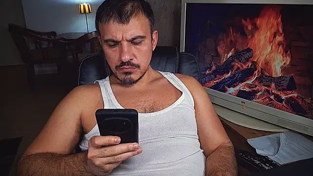 officeman7 online show from February 2025 09:41:02 PM