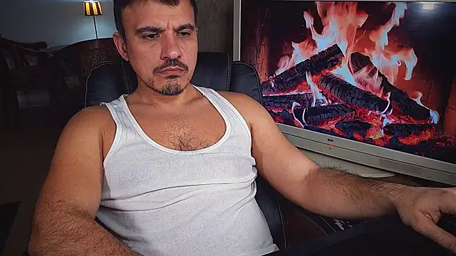 officeman7 online show from February 2025 05:17:02 PM