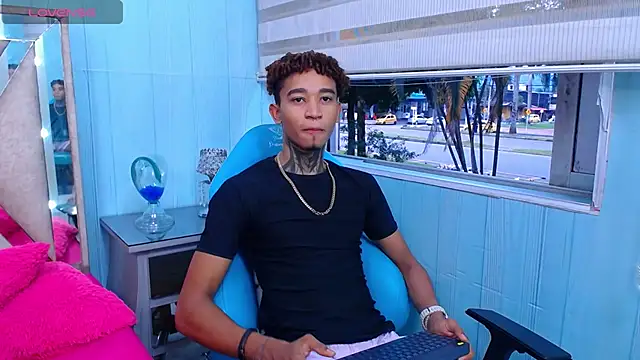 sexy blacks  online show from March 2025 11:29:02 AM