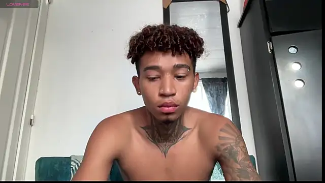 sexy blacks  online show from November 2025 12:09:02 PM