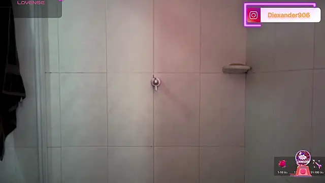 Snapshot of sexy_blacks_ chatting on June 2026 12:17:01 PM sexy blacks online show from June 2026 12:17:01 PM