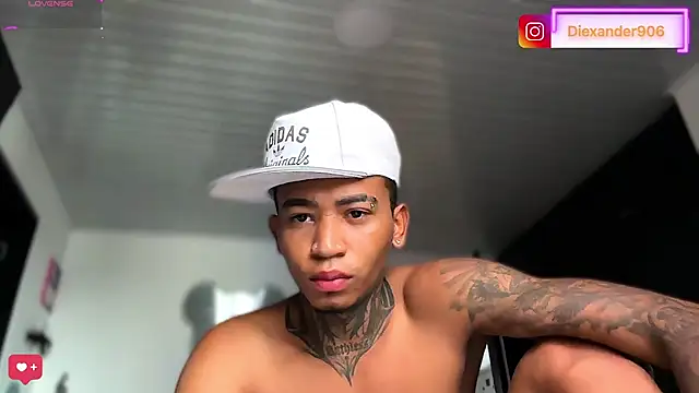 Snapshot of sexy_blacks_ chatting on July 2026 02:38:02 PM sexy blacks online show from July 2026 02:38:02 PM