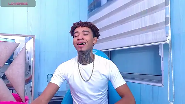 sexy blacks  online show from March 2025 11:32:01 AM