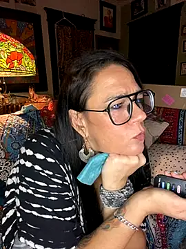 Snapshot of sexyasscougar chatting on October 2025 05:52:01 AM sexyasscougar online show from October 2025 05:52:01 AM