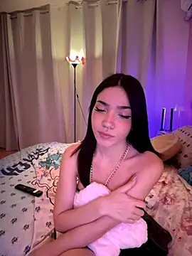 Snapshot of ShannonShanny chatting on September 2025 04:46:01 PM ShannonShanny online show from September 2025 04:46:01 PM