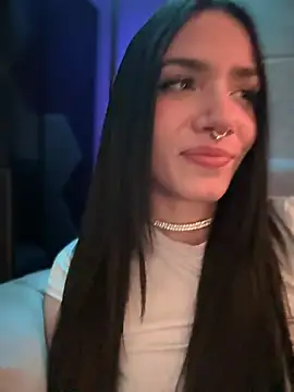 Snapshot of ShannonShanny chatting on March 2025 08:54:01 PM ShannonShanny online show from March 2025 08:54:01 PM