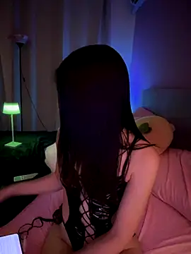 Snapshot of ShannonShanny chatting on October 2025 03:24:02 PM ShannonShanny online show from October 2025 03:24:02 PM