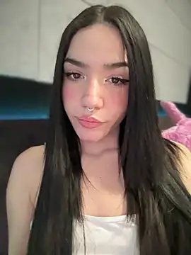 Snapshot of ShannonShanny chatting on March 2025 05:22:01 PM ShannonShanny online show from March 2025 05:22:01 PM