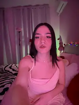 Snapshot of ShannonShanny chatting on December 2025 07:46:02 PM ShannonShanny online show from December 2025 07:46:02 PM