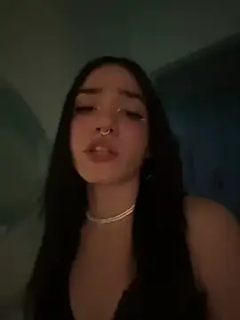 Snapshot of ShannonShanny chatting on March 2025 04:32:01 PM ShannonShanny online show from March 2025 04:32:01 PM