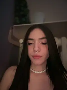 Snapshot of ShannonShanny chatting on March 2025 07:38:01 PM ShannonShanny online show from March 2025 07:38:01 PM