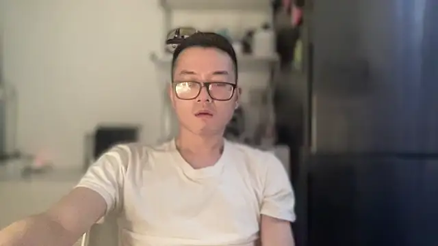 wangjian2324 online show from October 2025 10:11:01 PM