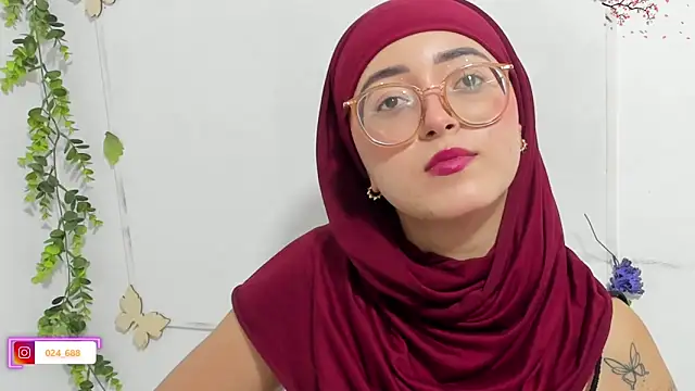 Snapshot of aysel_elid chatting on September 2025 10:49:01 PM aysel elid online show from September 2025 10:49:01 PM