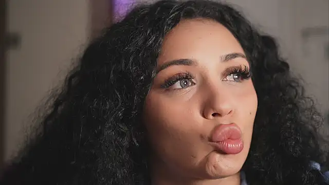 Moan4u online show from October 2025 06:48:02 AM