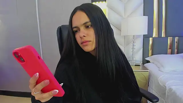 ChloeHarper  online show from March 2026 11:45:01 AM