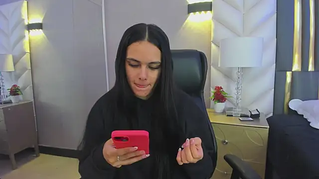 ChloeHarper  online show from March 2026 11:55:02 AM