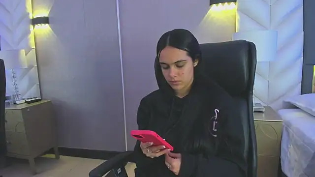 ChloeHarper  online show from January 2026 11:47:01 AM