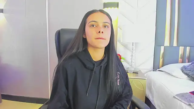 ChloeHarper  online show from February 2026 11:43:02 AM