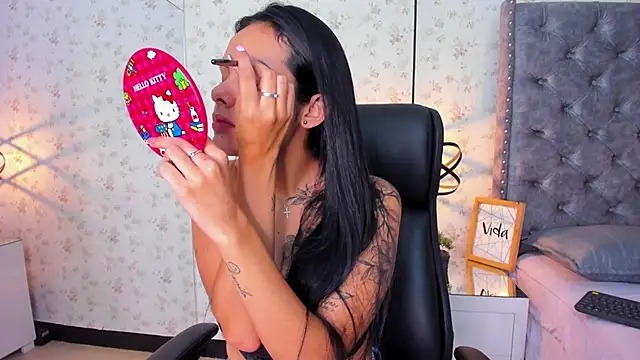 ChloeHarper  online show from November 2025 12:43:02 PM