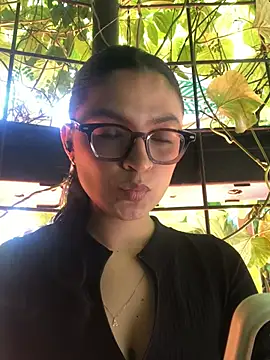 Gia Mazzon online show from March 2026 04:30:02 PM