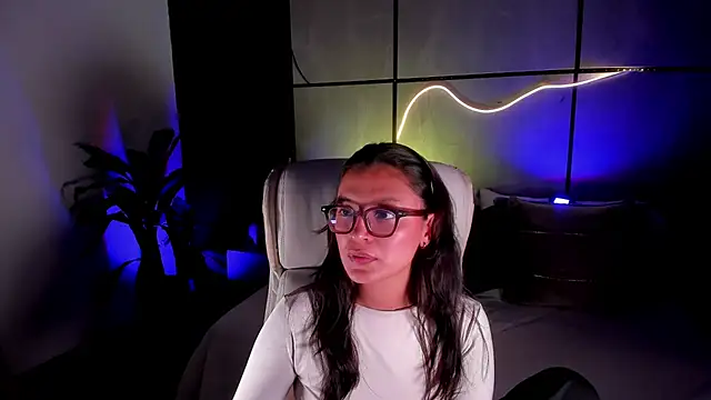 Gia Mazzon online show from February 2026 04:12:02 PM