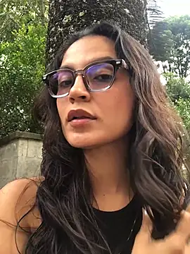 Gia Mazzon online show from June 2026 05:02:02 PM