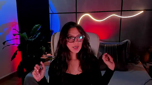 Gia Mazzon online show from February 2026 04:04:01 PM