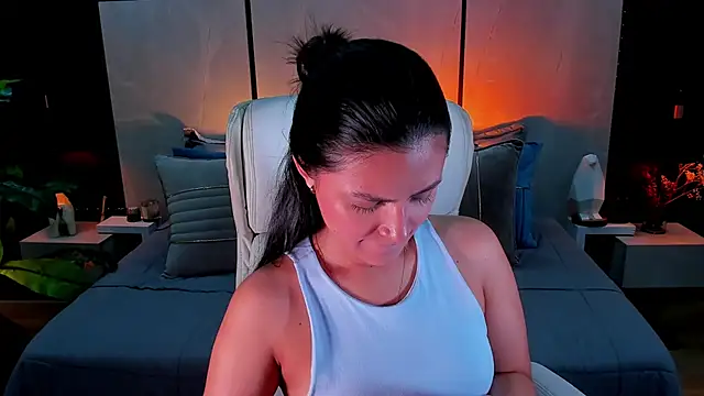 Gia Mazzon online show from March 2025 02:51:02 PM