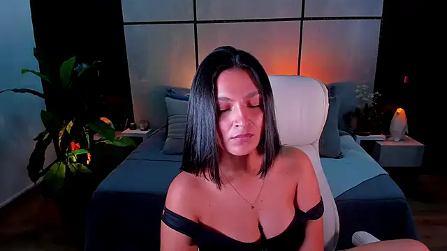 Gia Mazzon online show from March 2025 04:25:01 PM