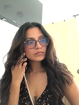 Gia Mazzon online show from June 2026 08:39:01 PM