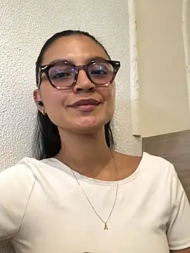 Gia Mazzon online show from July 2026 06:54:02 PM