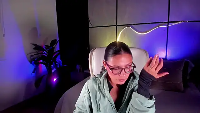 Gia Mazzon online show from February 2026 03:52:01 PM