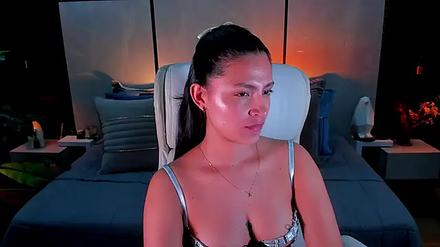 Gia Mazzon online show from March 2025 09:01:02 PM